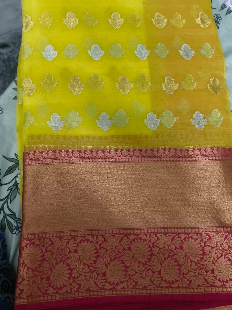 lemon yellow saree
