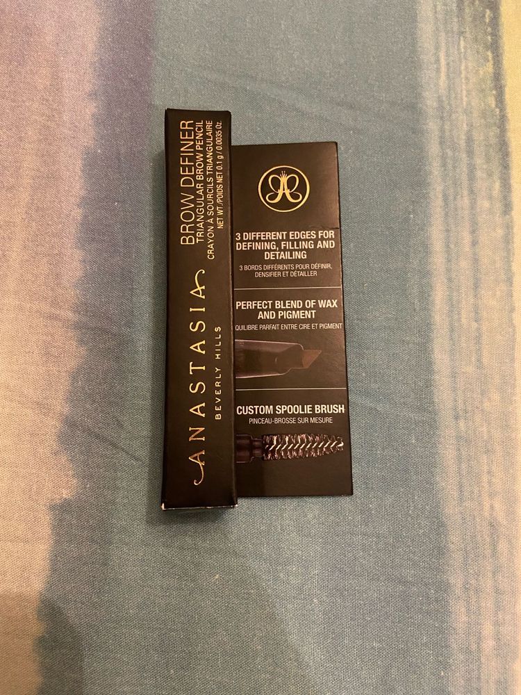 Anastasia Beverly Hills Brow Definer Pencil