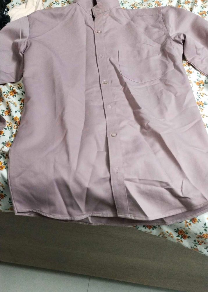Men's Lavender Button-Up Shirt