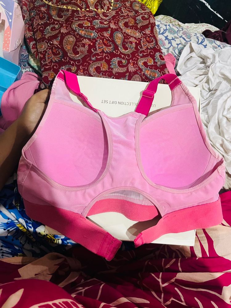 Pink Sports Bra In “ SALE”💗💗