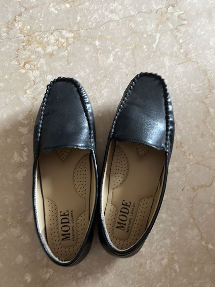 Black Loafer Shoes size 5