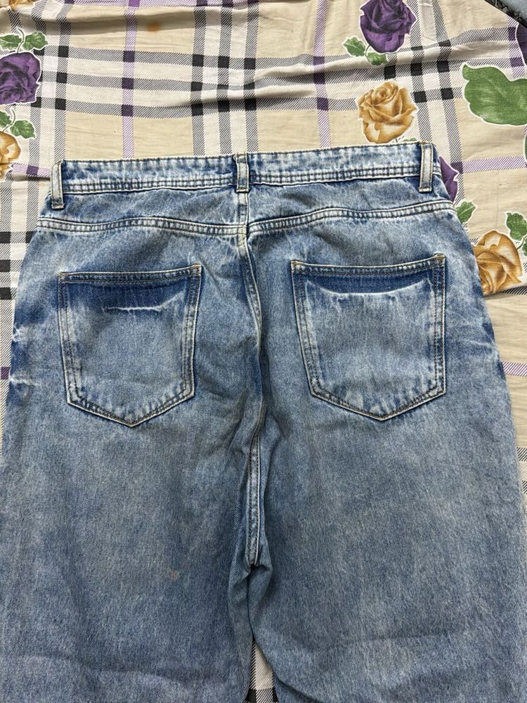 Stylish Blue Wash Jeans