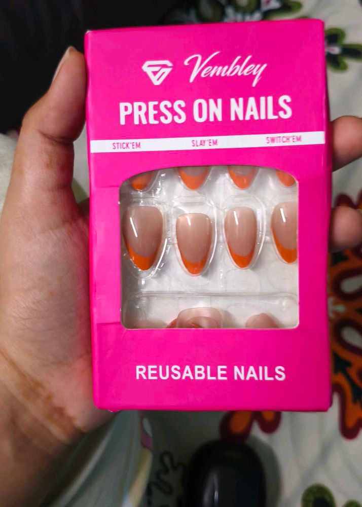 press on nails 💅💅