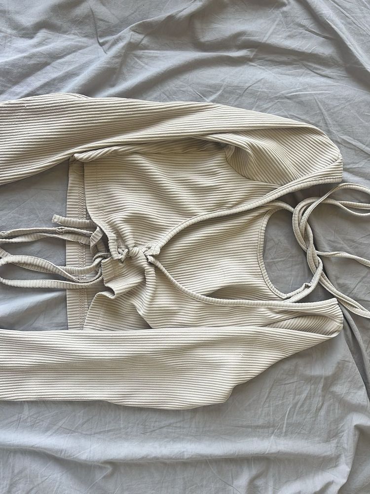Ribbed Long Sleeve Crop Top