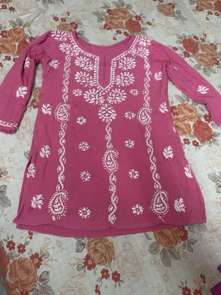 Pink Embroidered Cotton Kurta