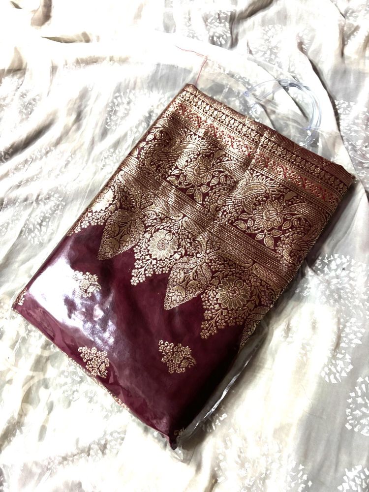 Designer Banarasi saree with blouse (Women’s)