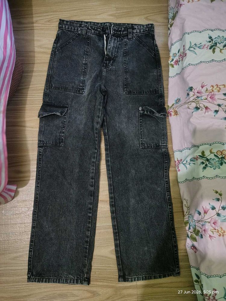 Stylish Washed Black Cargo Jeans