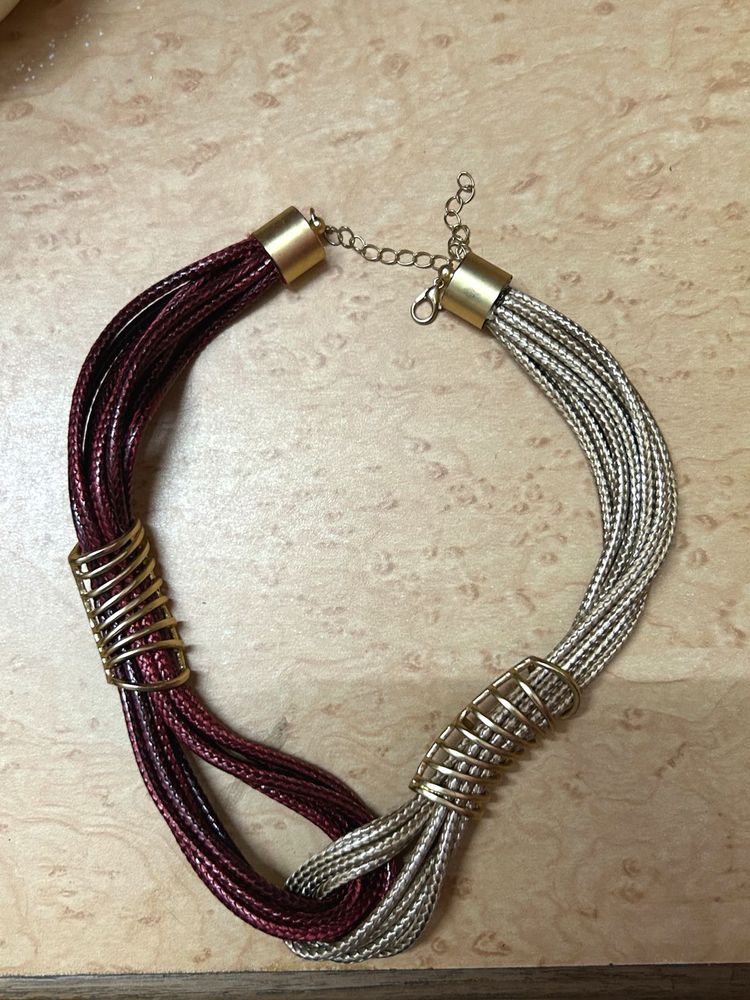 Stylish Two-Tone Statement Necklace