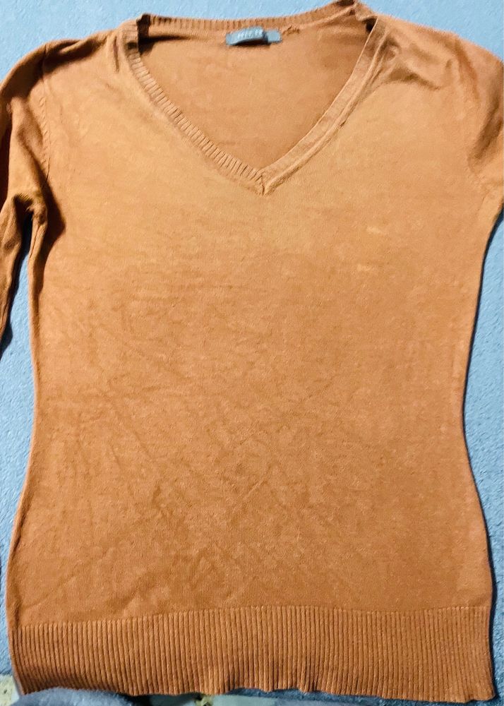 Stretchable Top