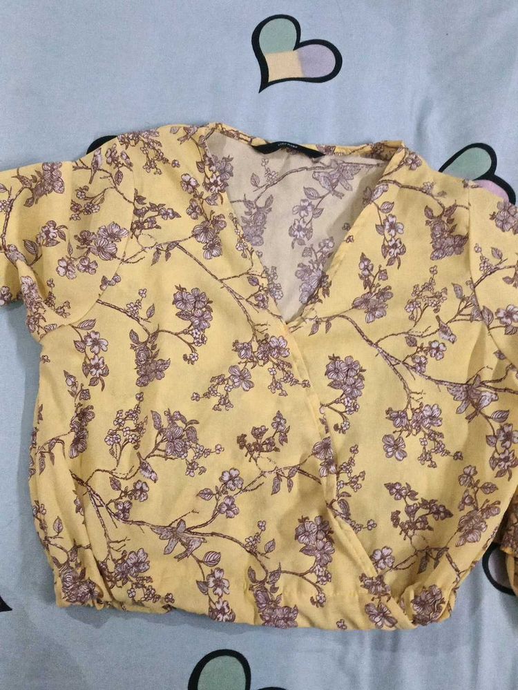 Chic Yellow Floral Wrap Top