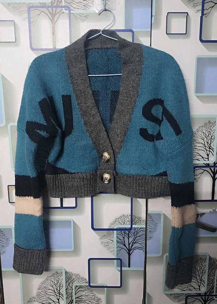 Stylish Knit Cardigan