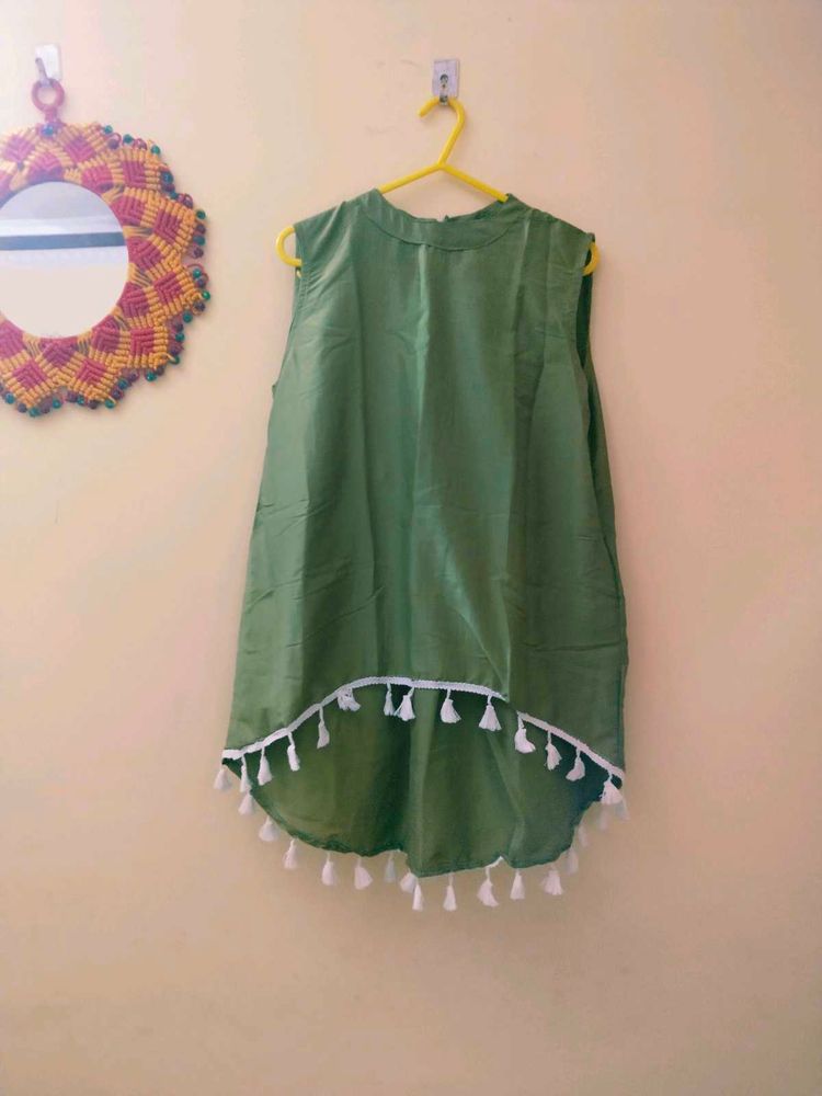 Sleeveless Top