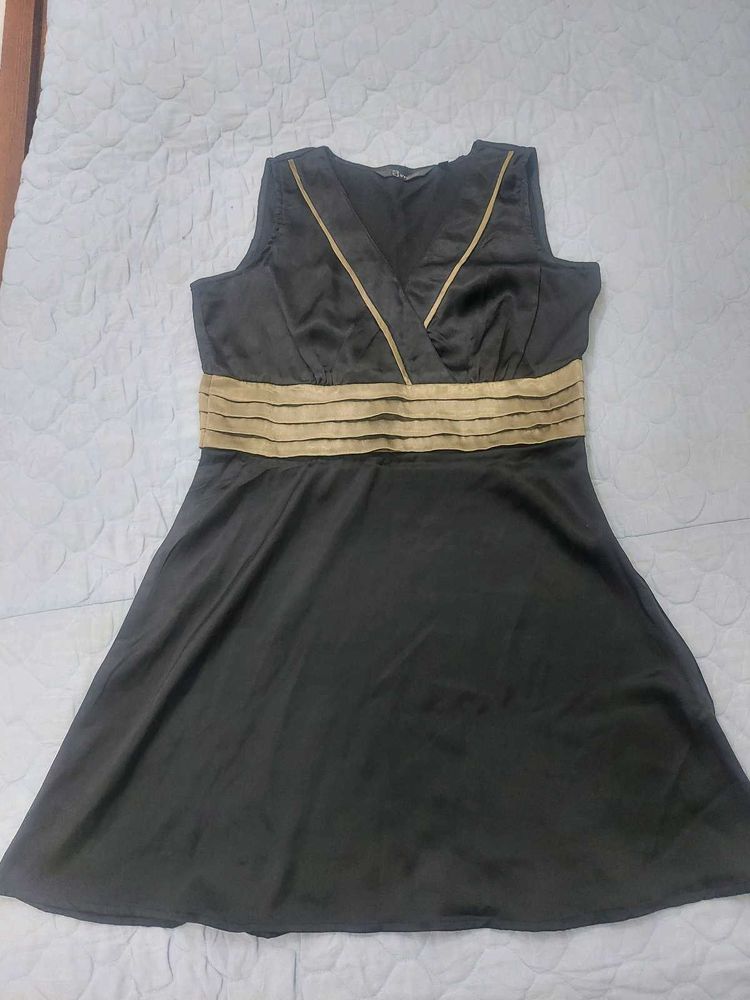 Elegant Black &amp; Gold Dress