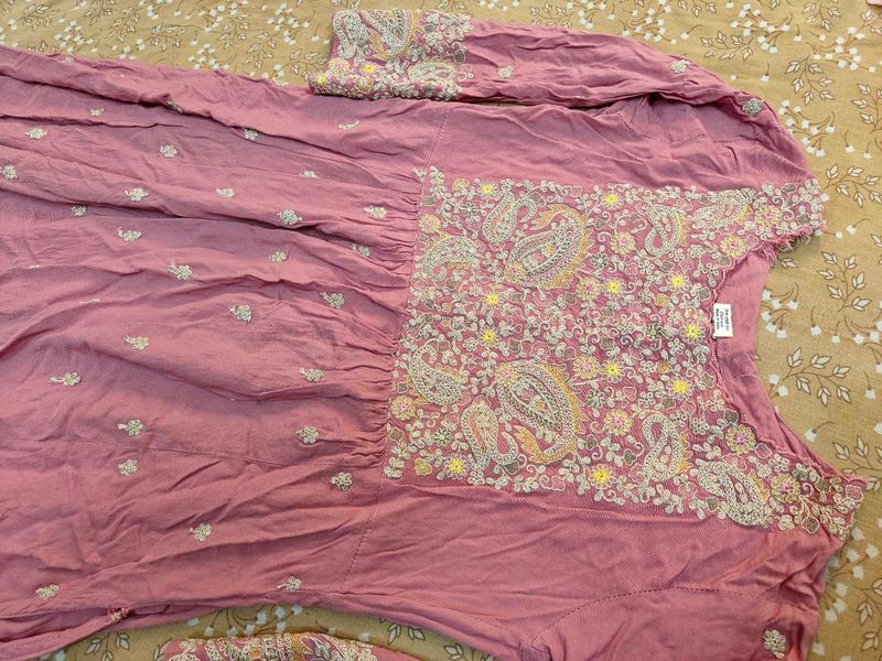 Embroidered Kurta Set