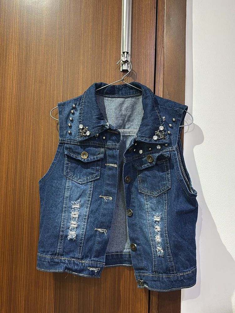 Denim jacket blue color