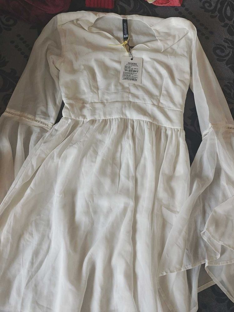 Chic White Dress