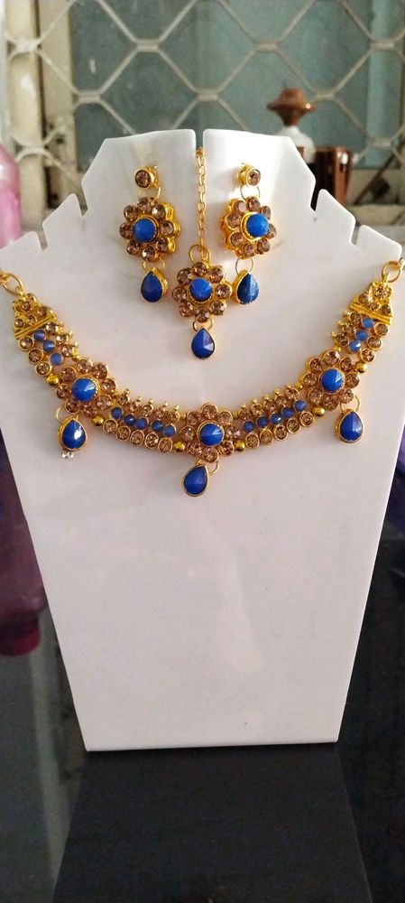 Blue Stone Necklace Set with Earrings