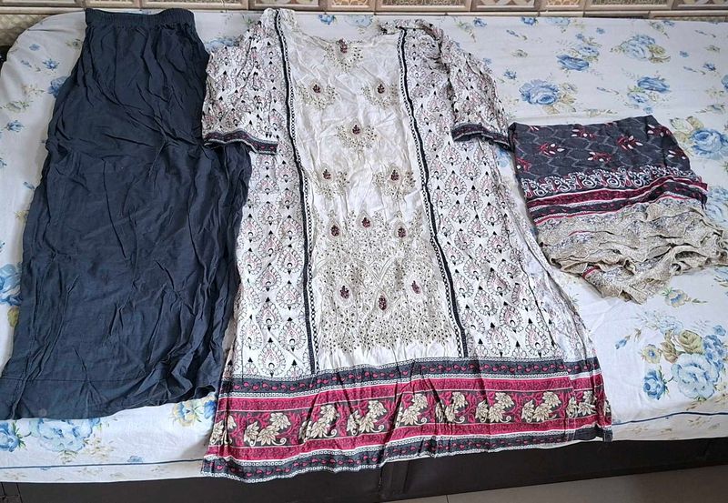 Beautiful Ethnic Kurta Set