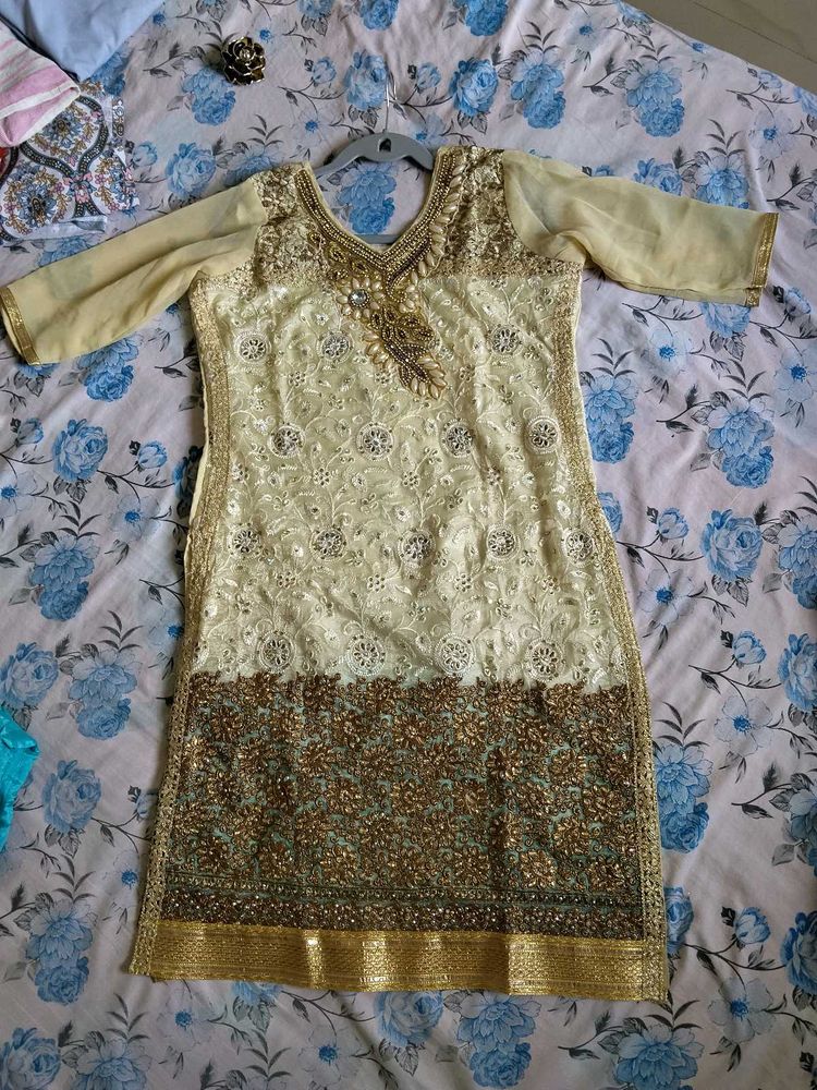 Embellished Cream Kurti Set