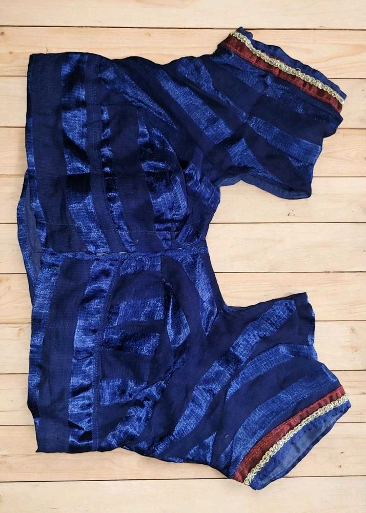 Elegant Blue Striped Blouse