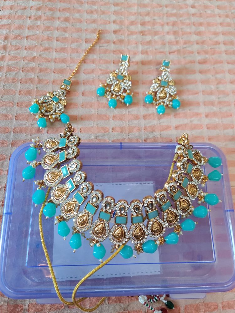 Blue Stone Choker Necklace Set