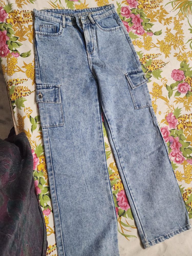Cargo Jeans