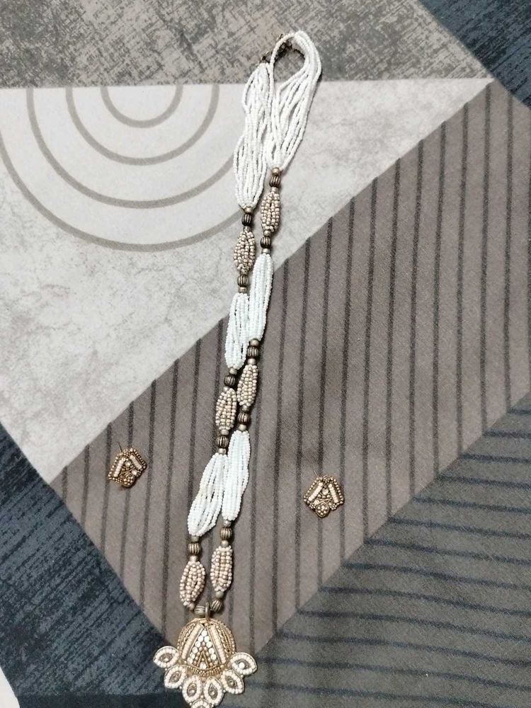 Elegant Beaded Necklace &amp; Earring Set