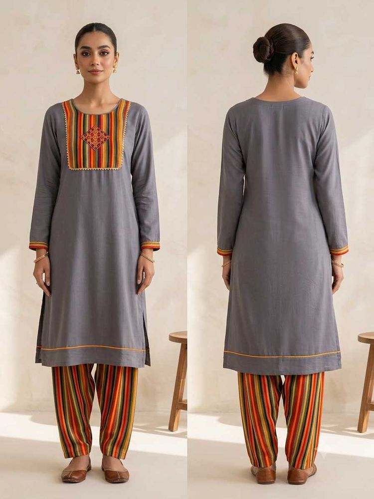 Elegant Grey Kurta Set with Vibrant Stripes