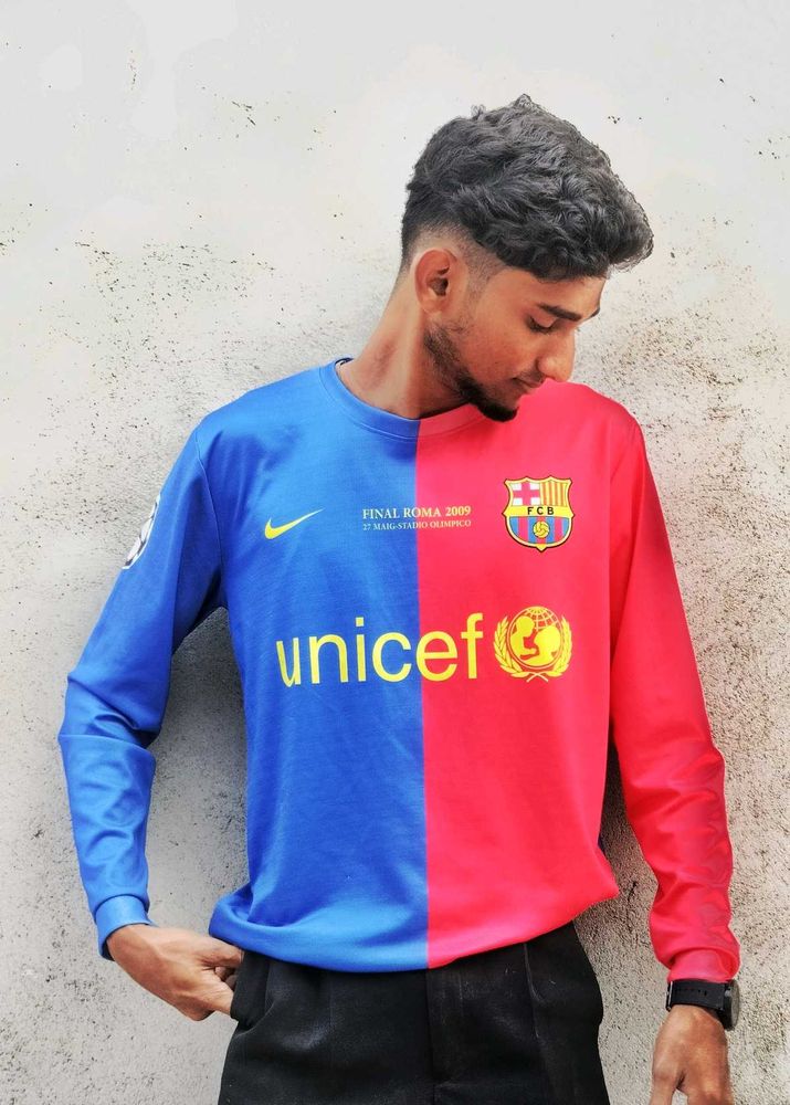 Barcelona Jersey - Long Sleeve size 'L'( large) 53