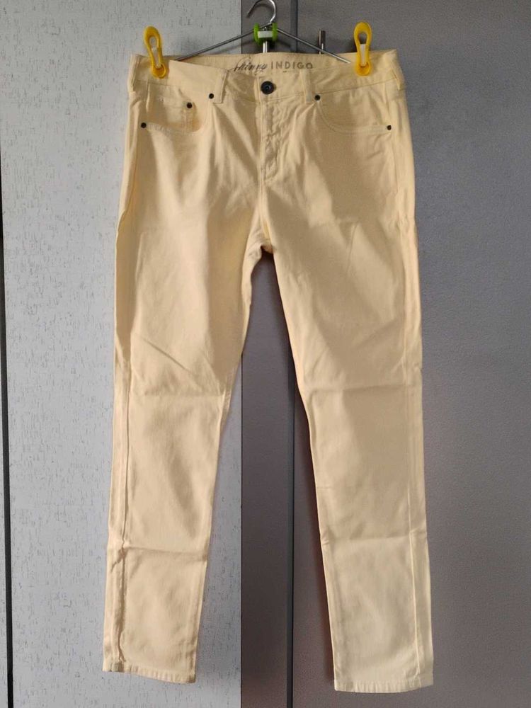 Yellow More Indigo Jeans