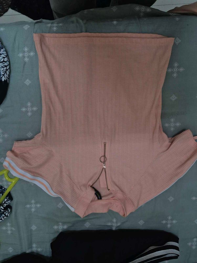 Ribbed Zip-Up Crop Top