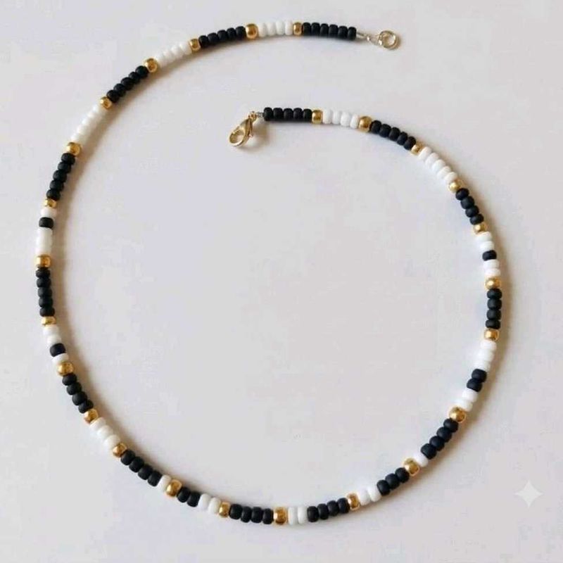 Black White Gold Seed Bead Necklace