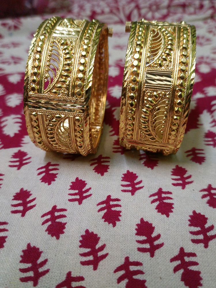 Bangles