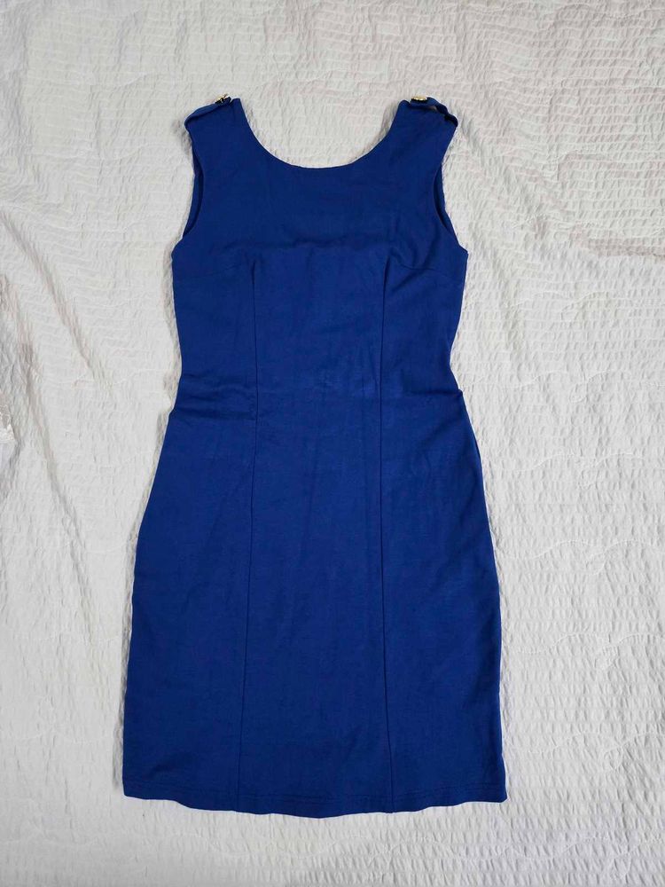 Vibrant Blue Sleeveless Sheath Dress bust 34