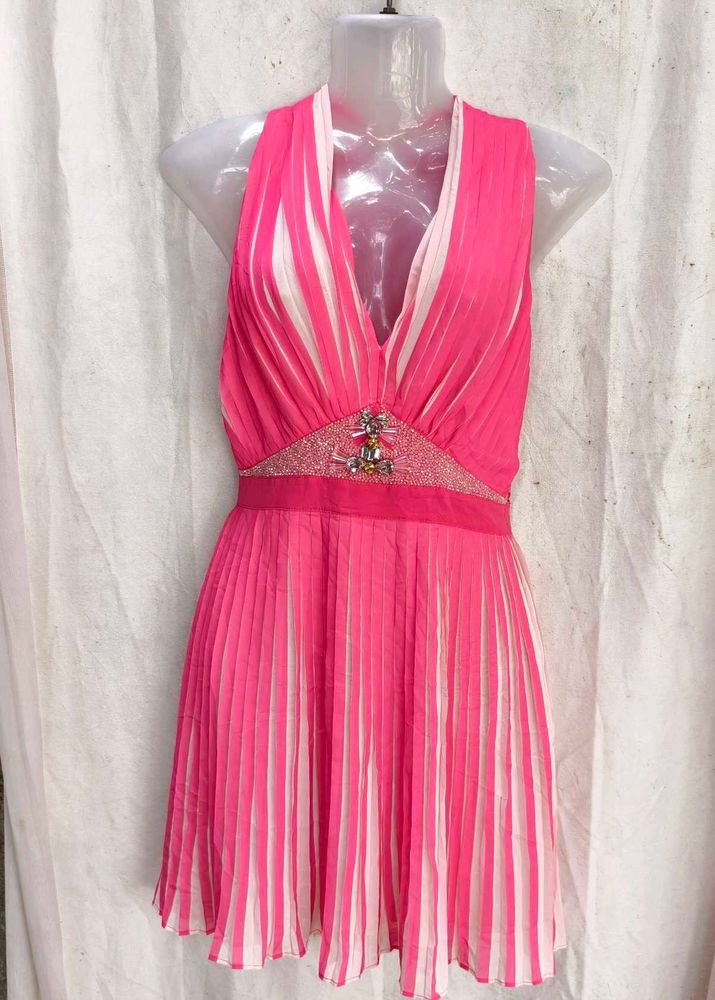 Stunning Pink Pleated Halter Neck Dress