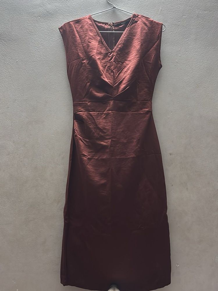 Elegant V-Neck Satin Midi Dress