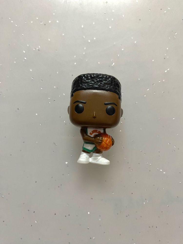 Lucas l Kinder joy Stranger things