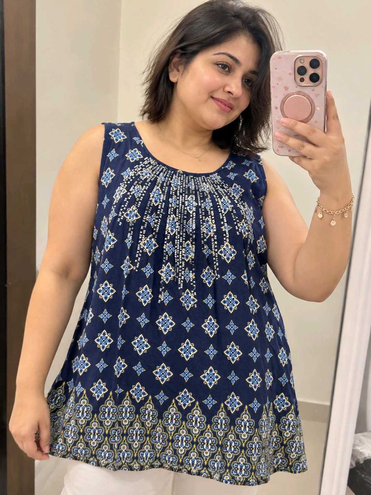 Blue Printed Sleeveless Kurti 38"-40"