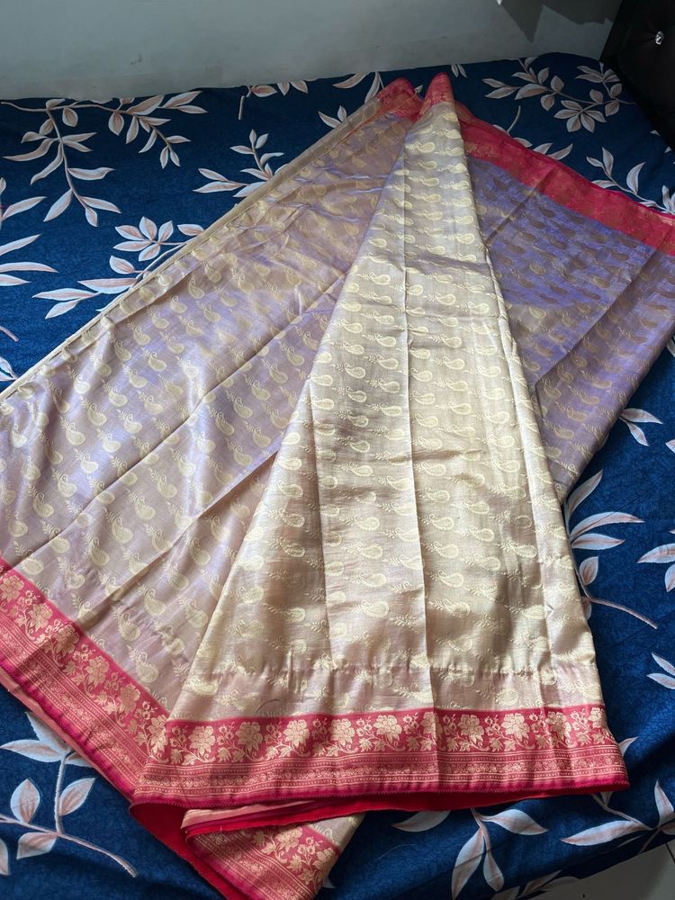 Elegant Cream Saree with Blouse