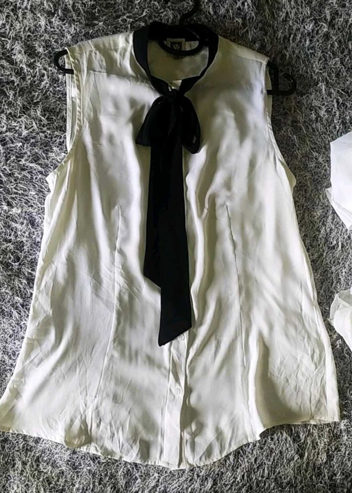 Elegant Bow Tie Blouse