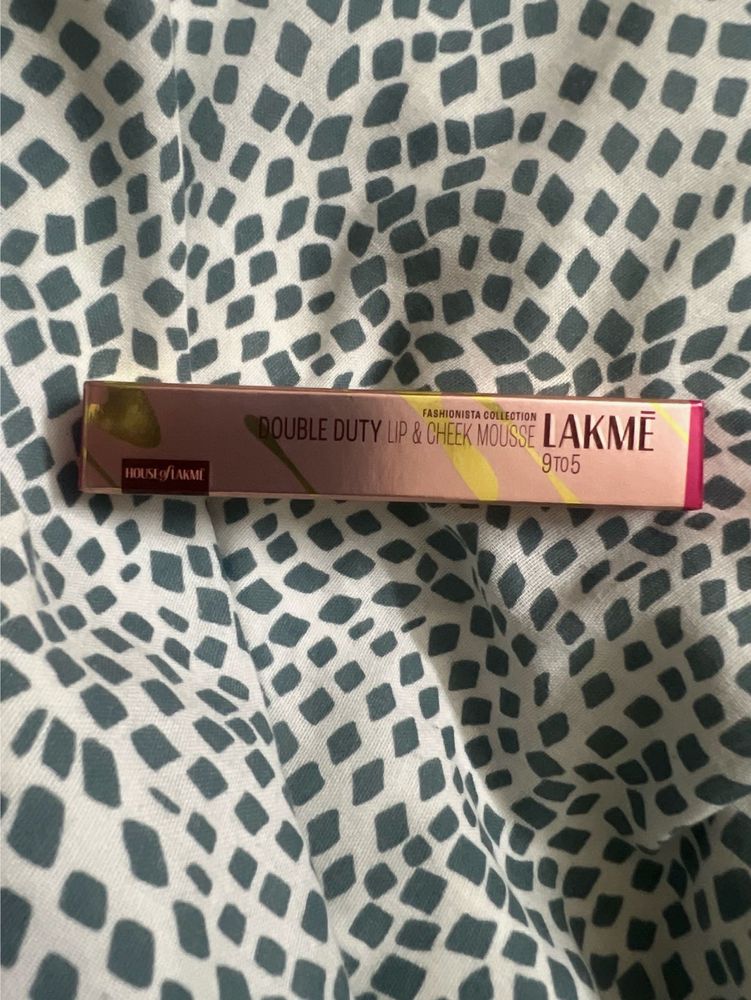 Sealed Lakme Lip &amp; Cheek Mousse-rose Touch
