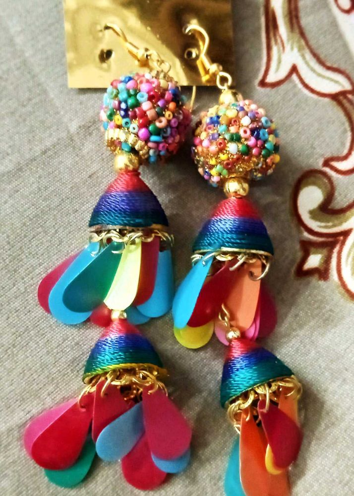 Casual Earings In Multicolour For Girls...