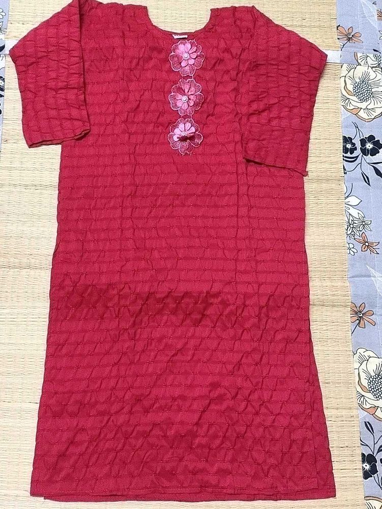 Beautiful Red Kurta with Floral Embellishments