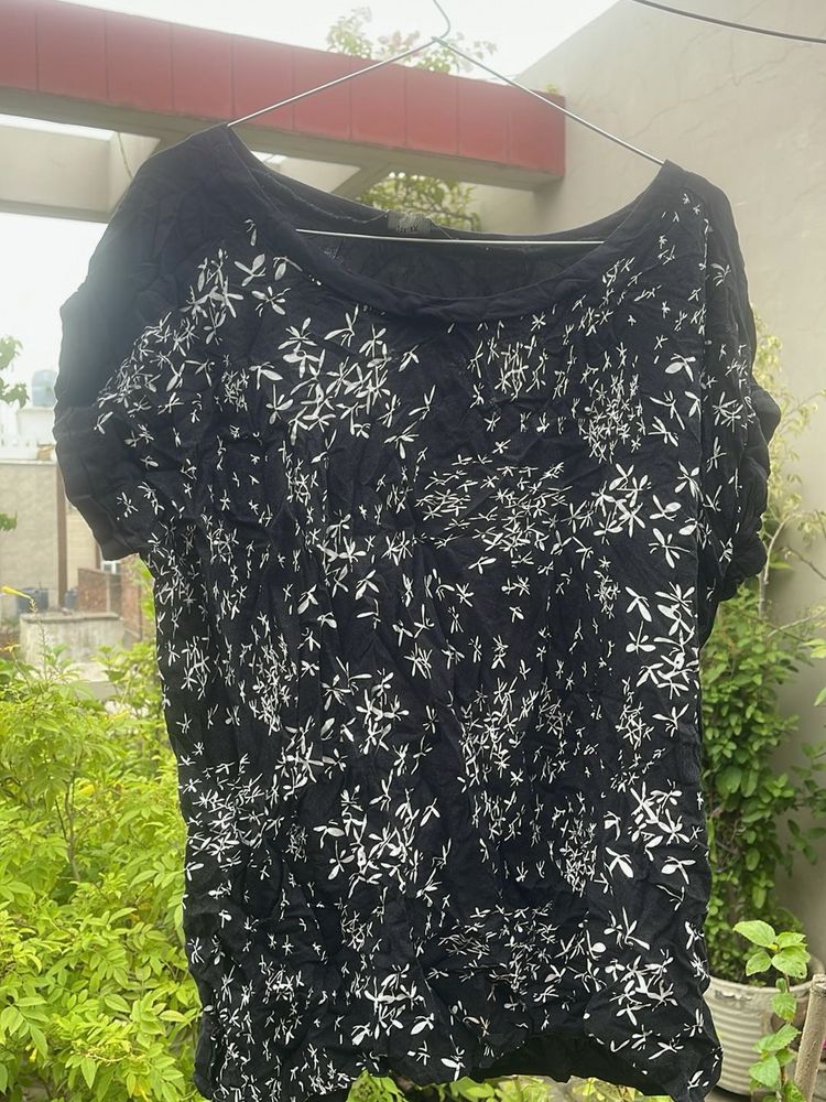 Black White Floral Print Top