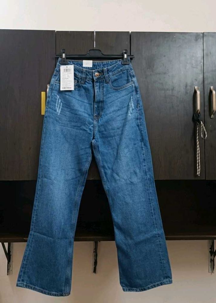 Jean's