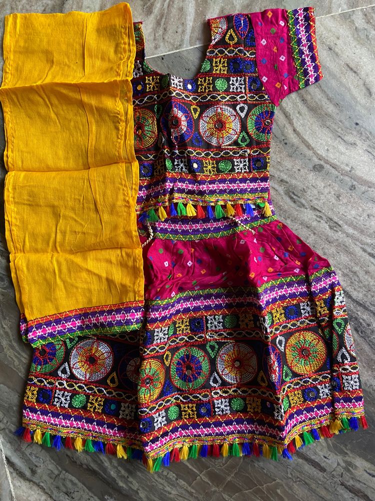 dhamaka offer 💥kids lahnga choli with duppata