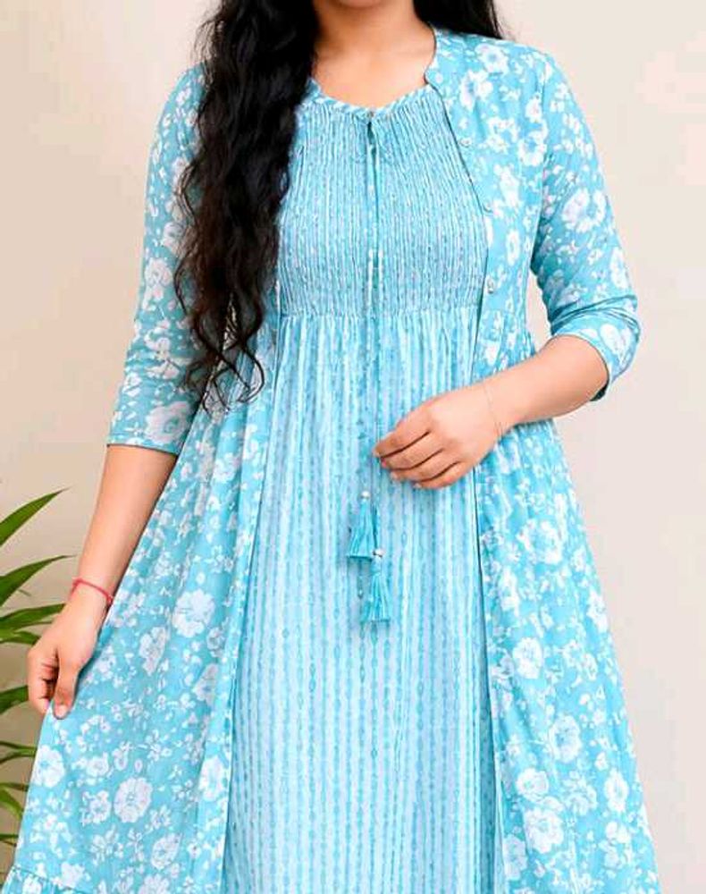 Elegant Blue Floral Print Kurta Set