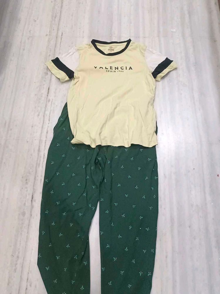 Valencia Spain 1945 T-Shirt pjama