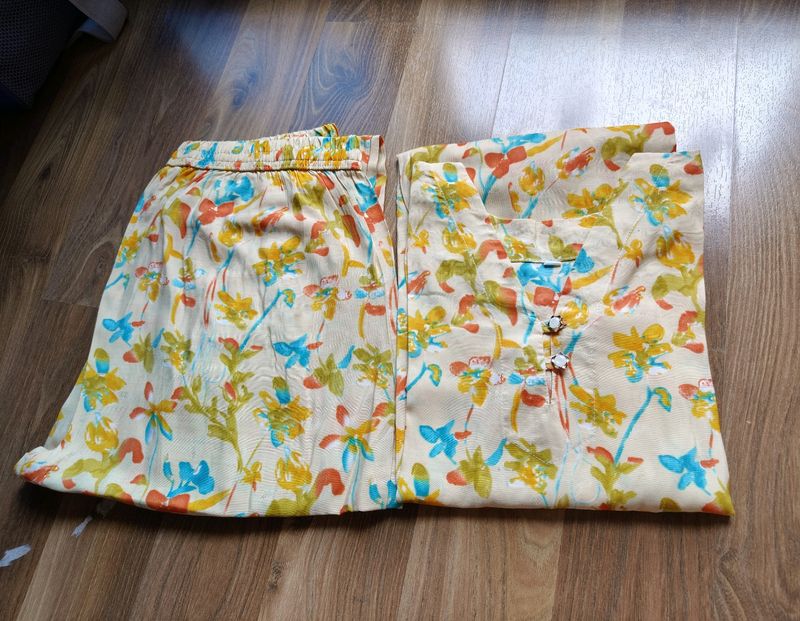 Co-Ord Set In Foral Print
