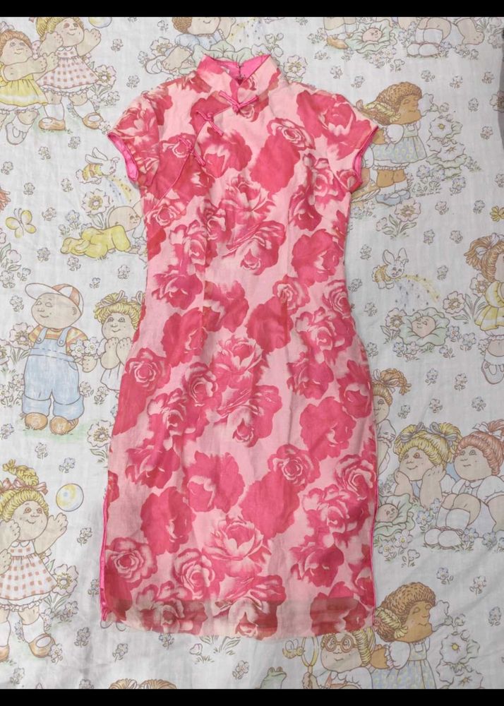 Chinese pink floral cheongsam